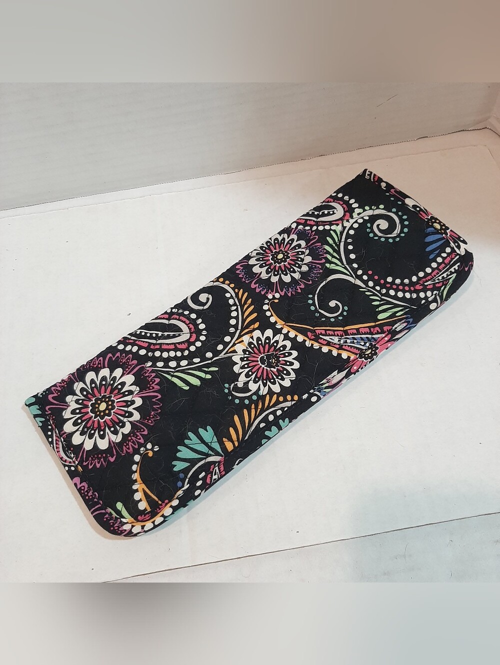 Vera Bradley Bandana Swirl Pattern Curling & Flat Iron Cover